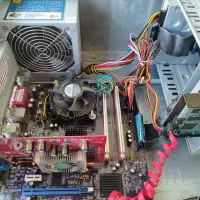 کامپیوتر ۳۰۰۰ با رم ۲ ddr2 هارد ۱۶۰ گرافیک ۲۵۶|رایانه رومیزی|چالوس, |دیوار