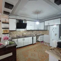 ویلایی 160متری 3طبقه/ طلائیه لوکیشن خوب