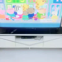میز تلویزیون کاملا نو