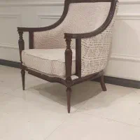 به زیر کار چی مبل کلاسیک نیازمندیم