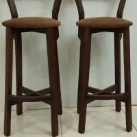 صندلی پایه بلند سالم وتمیز