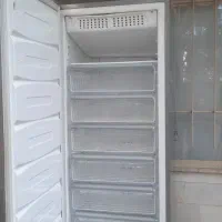تمام فریزر  سالم وبدون پوسیدگی وبدون برفک درحد نو