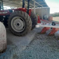 شخم زنی باتراکتور شش سلند باقیمت منصفانه در ذهاو|خدمات باغبانی و درختکاری|سرپل ذهاب, |دیوار