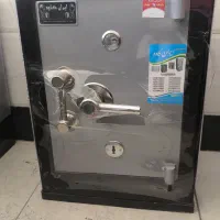 گاوصندوق ایران کاوه مدل ۱۰۰قیمت چهار ملیون تومان|فروشگاه و مغازه|سنندج, |دیوار