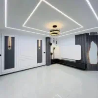 نقاش ساختمان اقتصادی و تضمینی