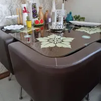 میز ناهارخوری