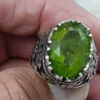 زبرجد آفریقای اصل|جواهرات|قم, ولیعصر|دیوار