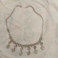 گردنبند نقره  اصلا استفاده نشده