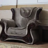 فروش مبل هشت نفره به همراه میز و عسلی ،و ویترین