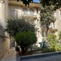 کارمند خانم جهت رسیدگی به امور منزل ( شبانه روزی )