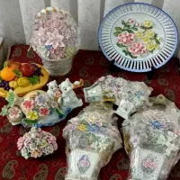 مجسمه وسبد گل چینی ودیوارکوبهای چینی|مجسمه، تندیس، ماکت|قم, امامزاده ابراهیم|دیوار