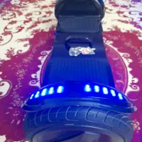 اسکوتر برقی|دوچرخه، اسکیت، اسکوتر|برخوار, |دیوار