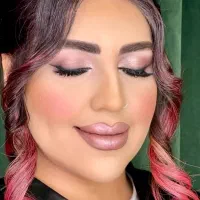 کاشت ناخن میکاپ مژه بافت رنگو لایت