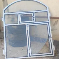 پنجره آلومینیومی
