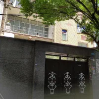 120متری  سه طبقه ونیم