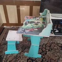 میز مطالعه کودک و نوجوان