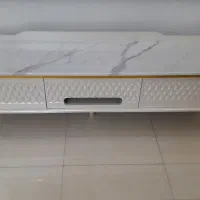 میزتلوزیونومیزوسط