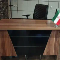 مبل و میز اداری