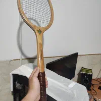 راکت تنیس مترو انگلیسی