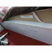 تخت دو نفره باکس دار کمد سه در و میز ارایش و پاتخت|تخت و سرویس خواب|تهران, آبشار تهران (دریاچه)|دیوار