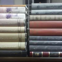 تعدادی کتاب ها در قالب رمان تاریخی و شعر .|کتاب و مجله آموزشی|شیراز, آبیاری|دیوار