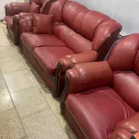 مبل چرم چوب گردو ۷ نفره