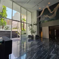 240متر نوساز 3خواب با سالن بزرگ بدون مشرف