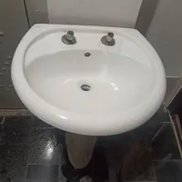 روشویی پایه بلند