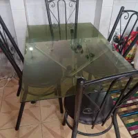 میز و صندلی