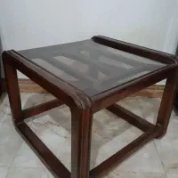 یک عدد میز عسلی