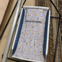 گهواره نوزاد و کودک آهنی