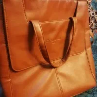 کیف رودوشی درحدنو|کیف، کفش، کمربند|صدرا-فارس, فاز ۲|دیوار