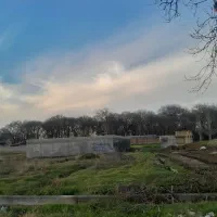زمین-بر-جاده-اصلی