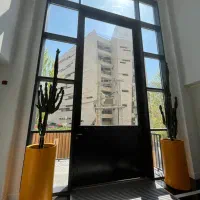 آپارتمان-مدرن-فول-مشاعات-استخر-روباز-چهارفصل