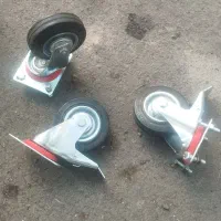 ۴عددچرخ نو با پیچ ومهره