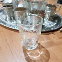 استکان و انگاره برنجی و سینی و قندان