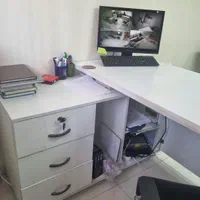 فروش میز مدیریت تخت .ترولی .صندلی میز ناخن|آرایشگاه و سالن‌های زیبایی|تهران, سید خندان (جلفا)|دیوار