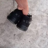 کفش سالامون|کیف، کفش، کمربند|بابل, |دیوار