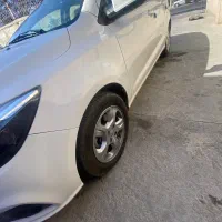 شاهین مشابه صفر