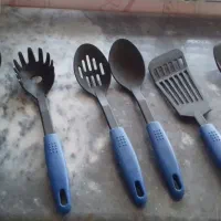 کفگیر وملاقه پلاستیکی 6عدد