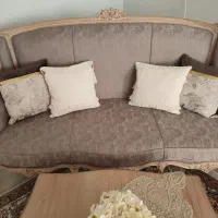 مبل ۹نفره|مبلمان خانگی و میز عسلی|اصفهان, باغ دریاچه|دیوار