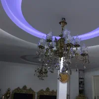 میز کنسول برنزی لوستر گلدان ساعت میز تی وی|لوستر و چراغ آویز|تهران, یافت آباد جنوبی|دیوار