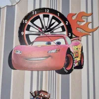 ساعت دیواری طرح ماشینی