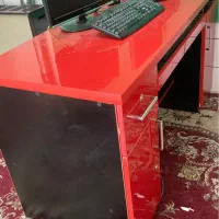 میز کامپیوتر نو تمیز