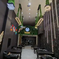 تخته کار و سالن دار و پیک موتوری