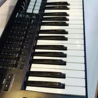 میدی کنترلر novation