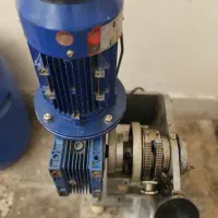 دستگاه پرس قرص 8تن بهمراه قالب گرد و بیضی