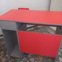 میز کامپوتر با صحفه کشو