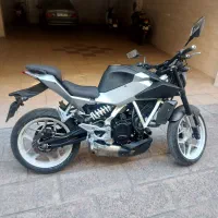 هیوسانگ اکسیو ۲۵۰ مدل ۹۳، دایلیم مگلی سی بی سنگین