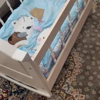 تخت خواب نوزاد و کودک هم حالت گهواره و هم ساده